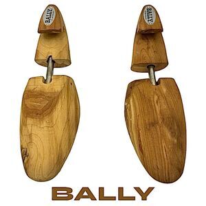 BALLY Size XS Cedar Wood Spring Loaded Rochester Shoe Tree  Shaper Keeper